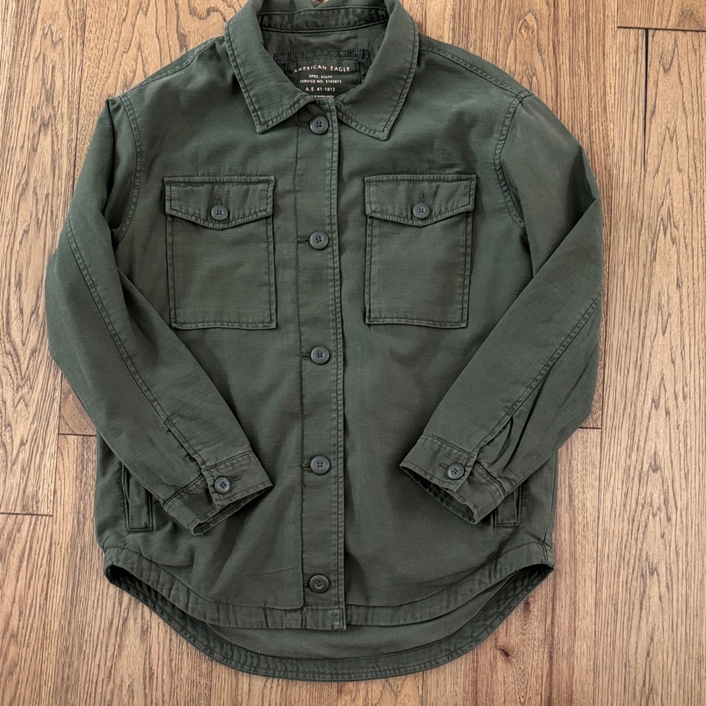 😊American Eagle Outfitters Olive Green Utility Jacket